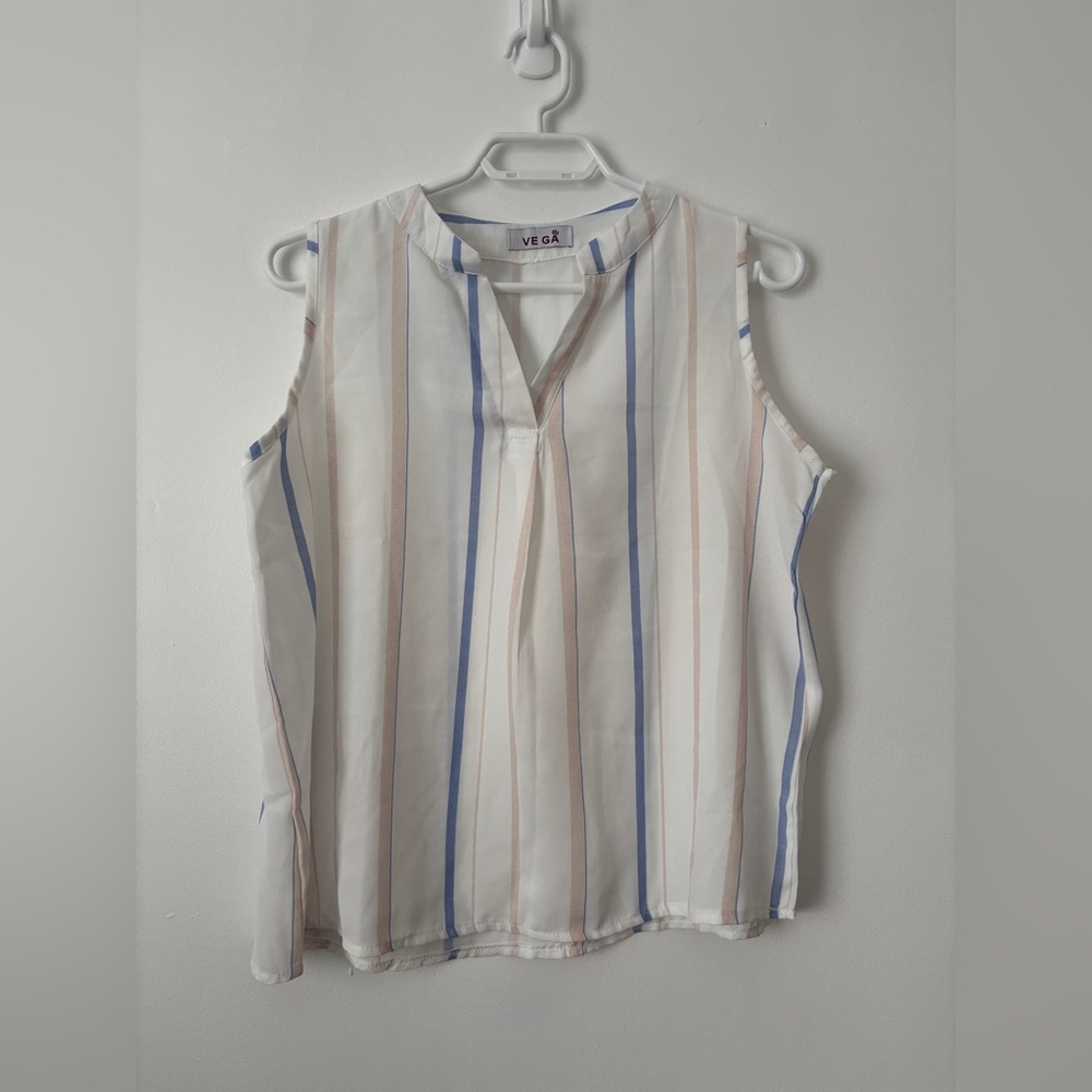 2/$10 NWT Sleeveless Striped V-Neck Blouse white Blue Beige Work professional S